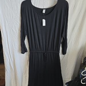 NWT Old Navy Black Maxi Sleeve Dress